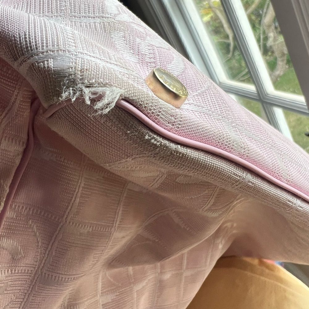 AUTH CHANEL PINK CLOTH TOTE BAG - Picture 5 of 12